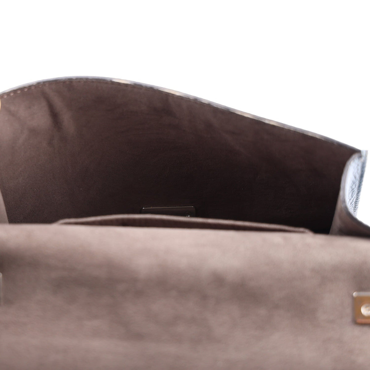 Cuoio Romano Selleria Piping Messenger B Handbag