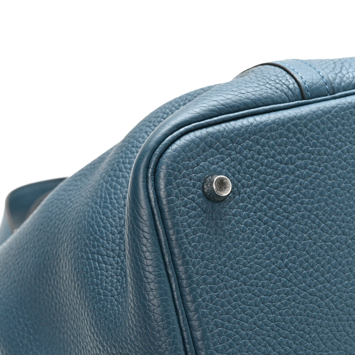 Taurillon Clemence Picotin Lock Mm Caban Handbag