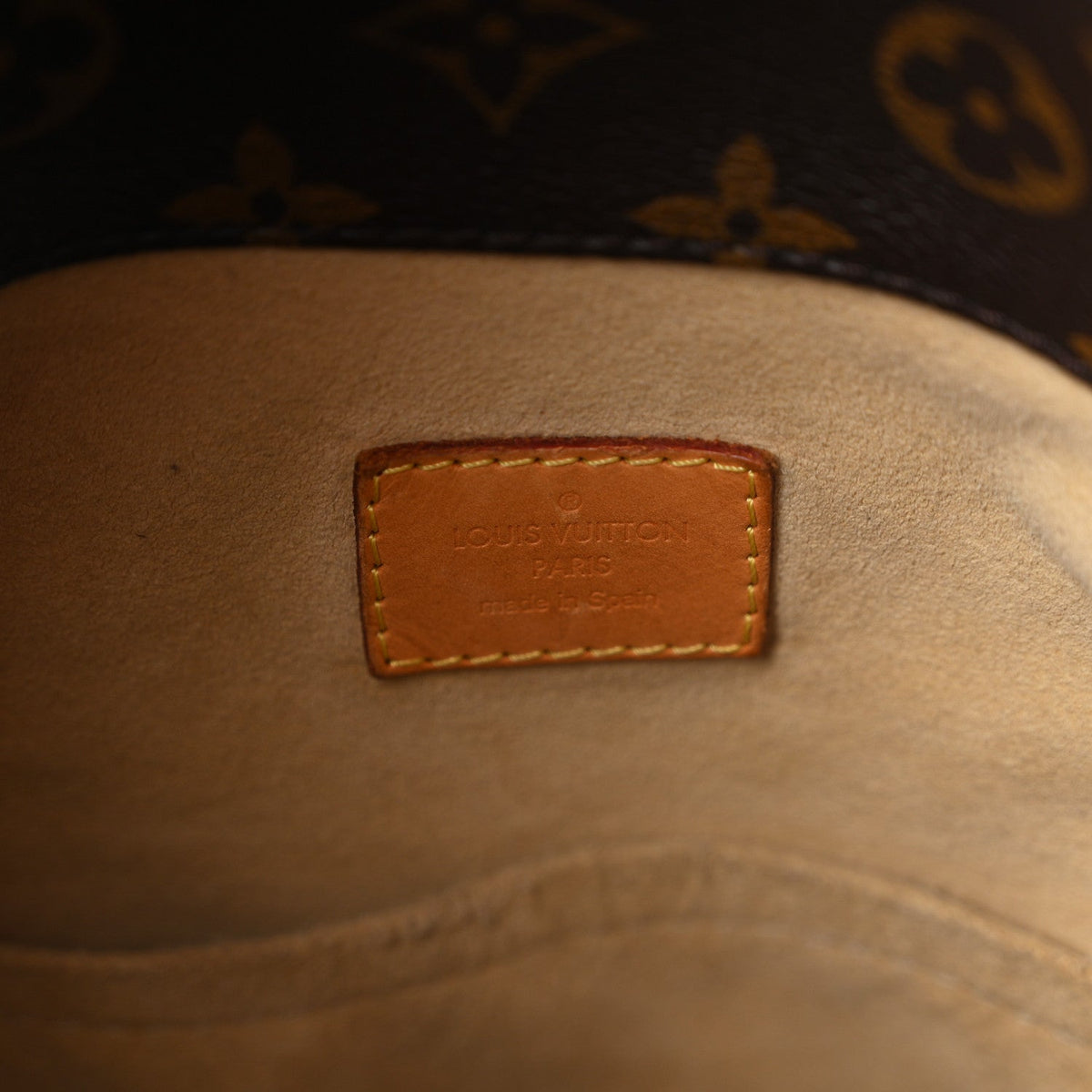 Monogram Artsy Mm Handbag