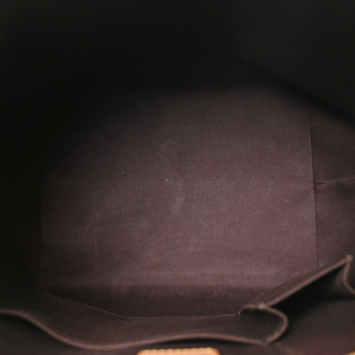 Vernis Bellevue Gm Amarante Handbag