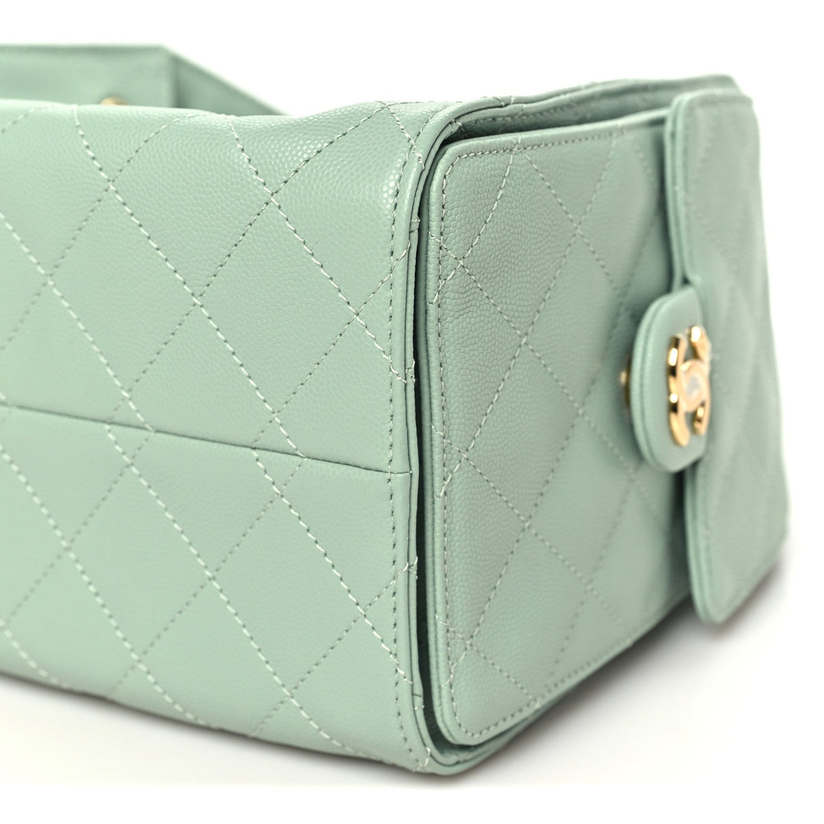 Small Quilted Caviar Handbag - Light Green
