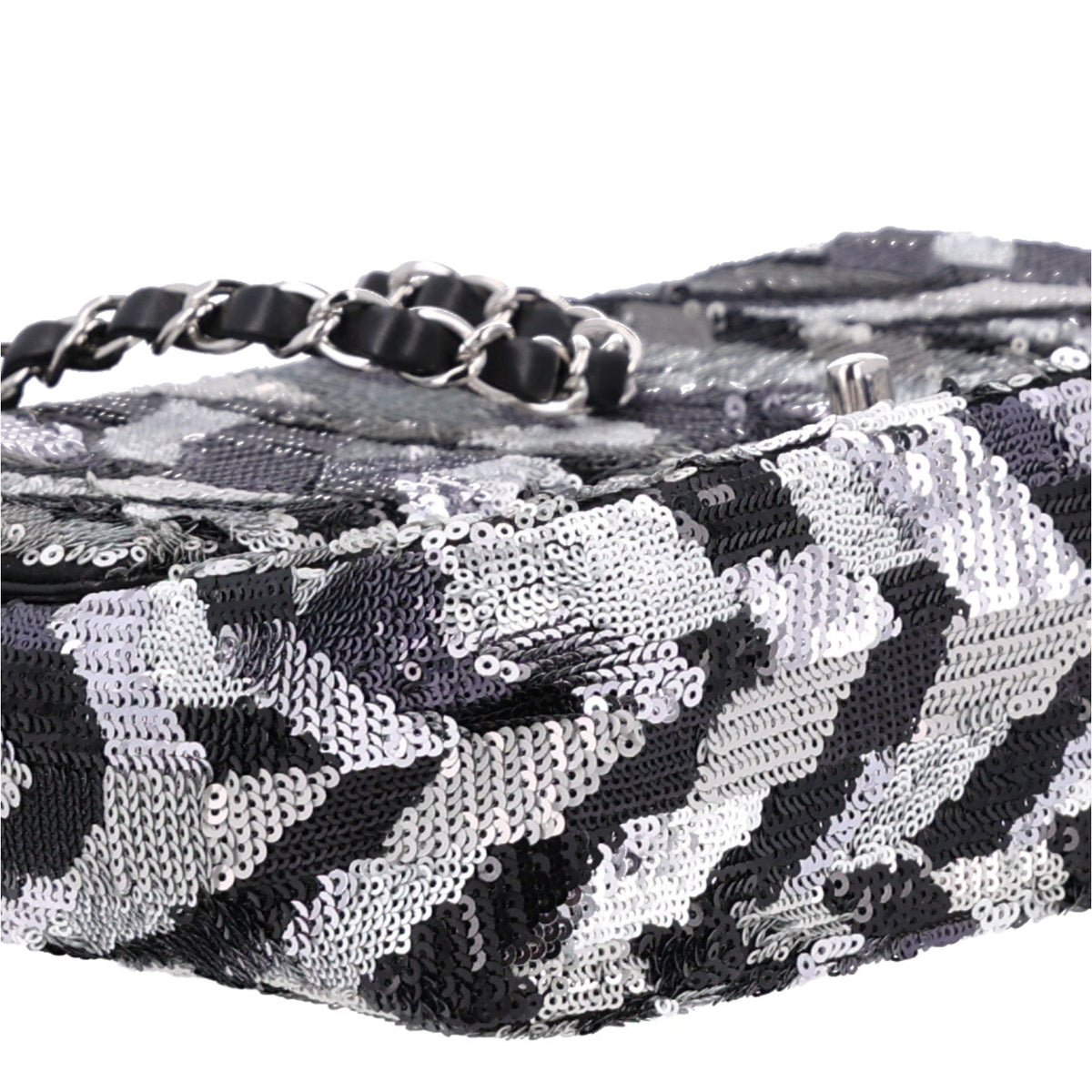 Medium Flap Shoulder Bag - Black