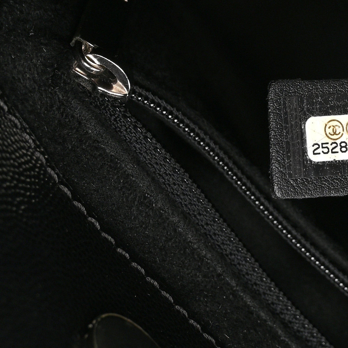 Small Caviar Tote Bag - Black