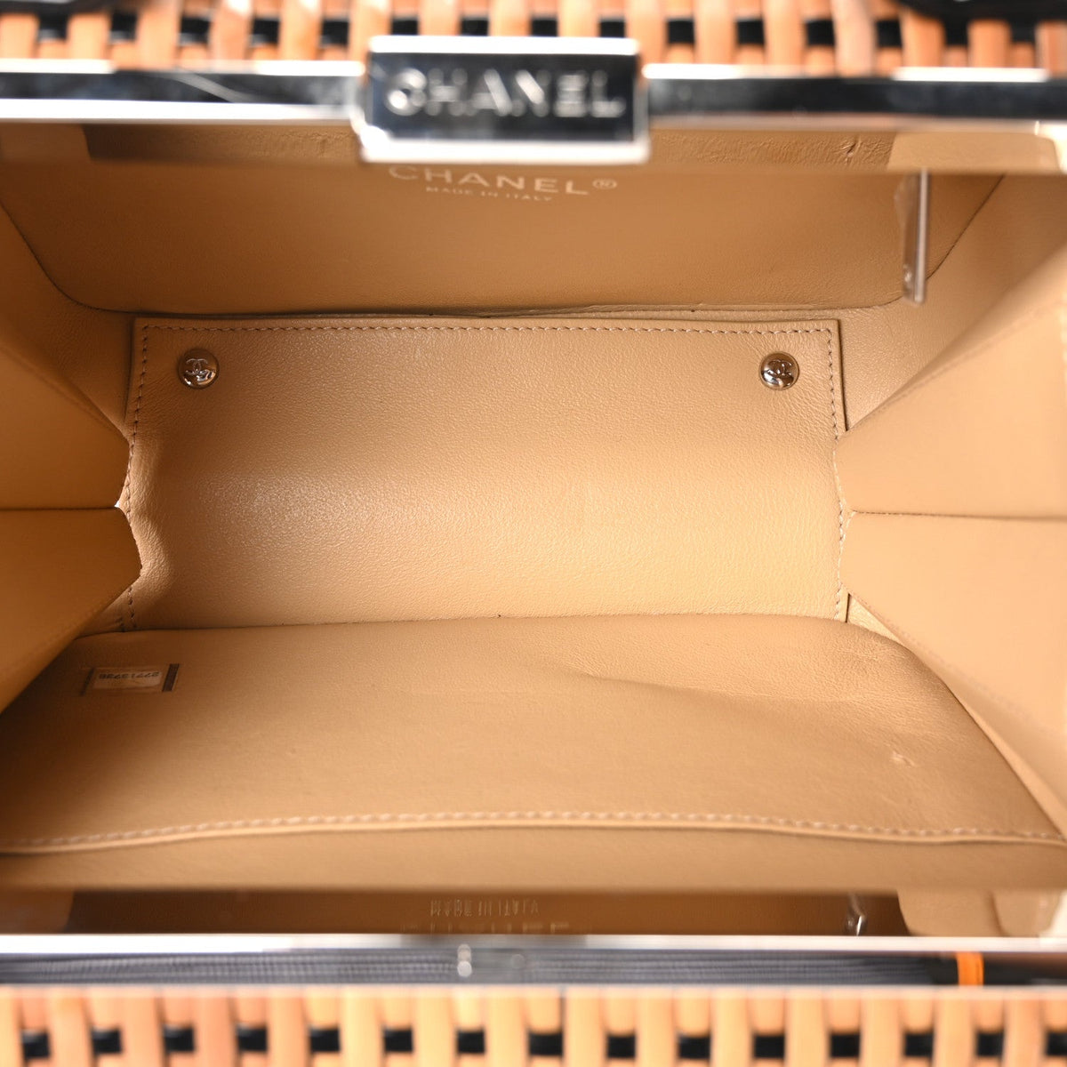 Medium Handbag - Black