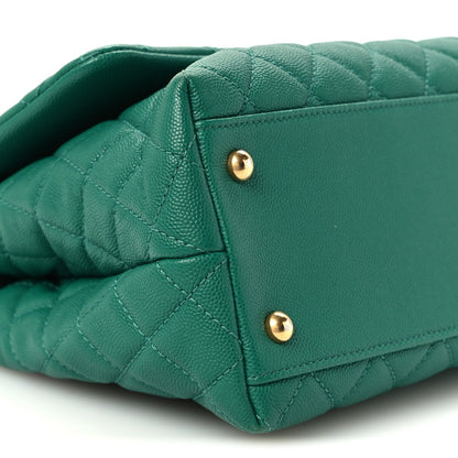 Small Quilted Caviar Flap Shoulder Bag - Green
