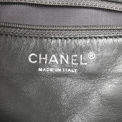 Large Quilted Calfskin Handbag - Grey