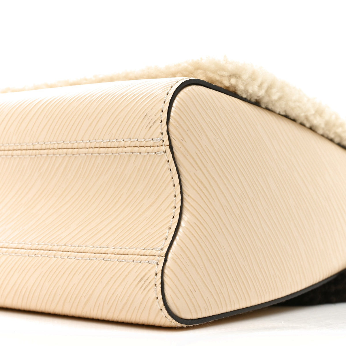 Monogram Epi Teddy Twist Mm Creme Handbag