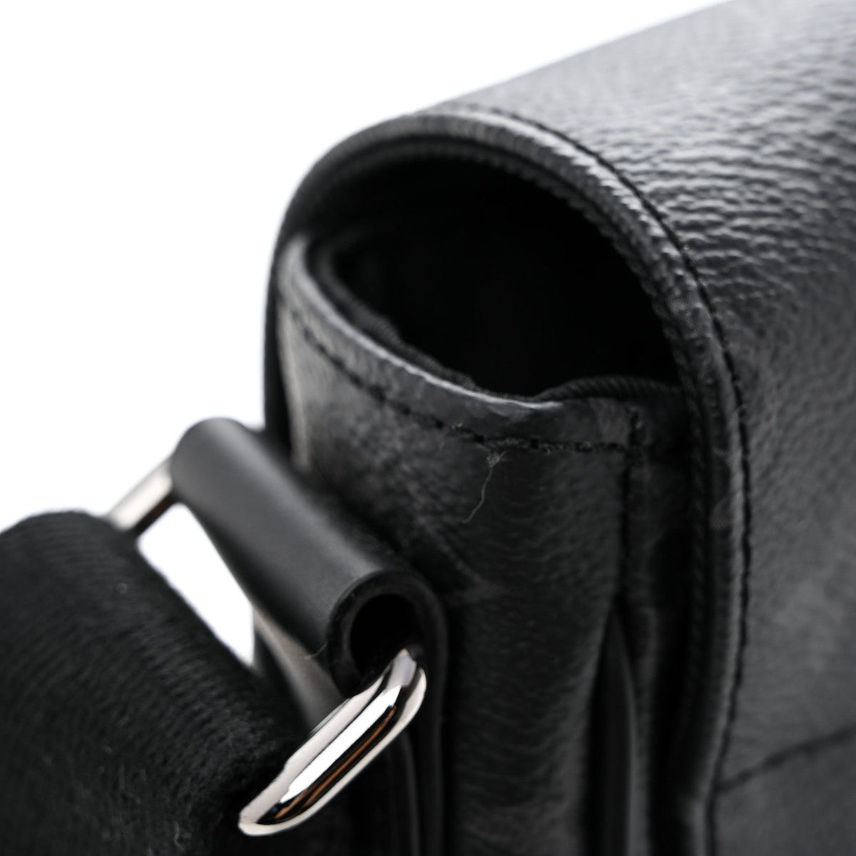 Monogram Eclipse District Mm Handbag