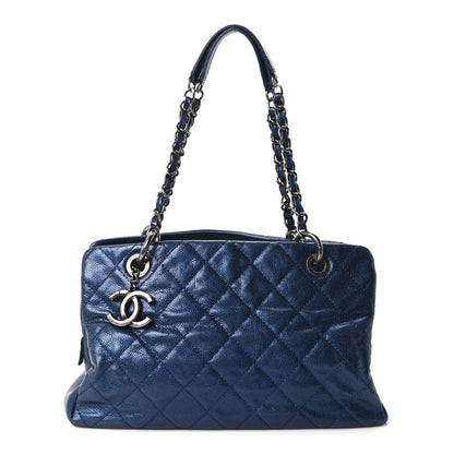 Quilted Caviar Tote Bag - Blue