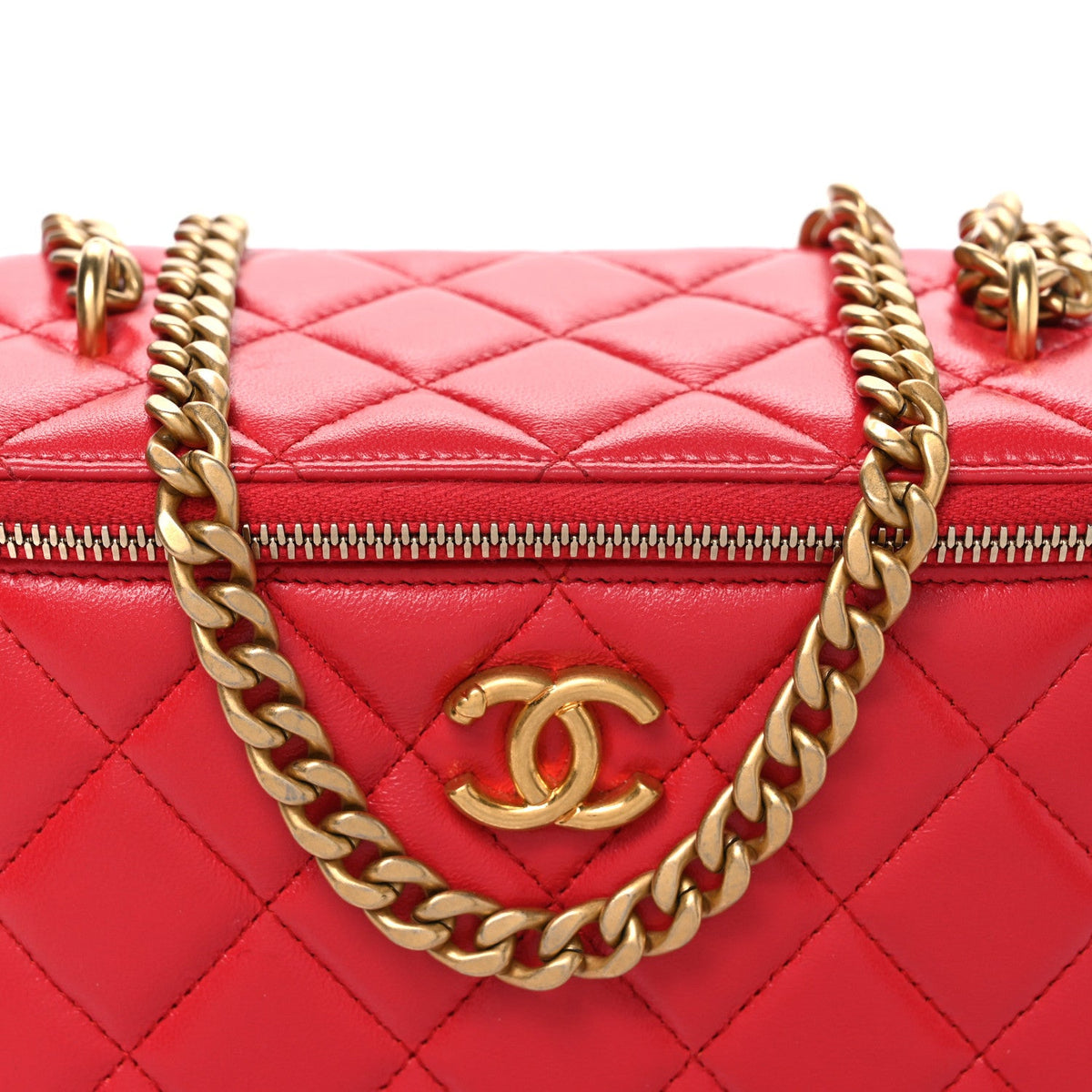 Quilted Caviar Handbag - Red