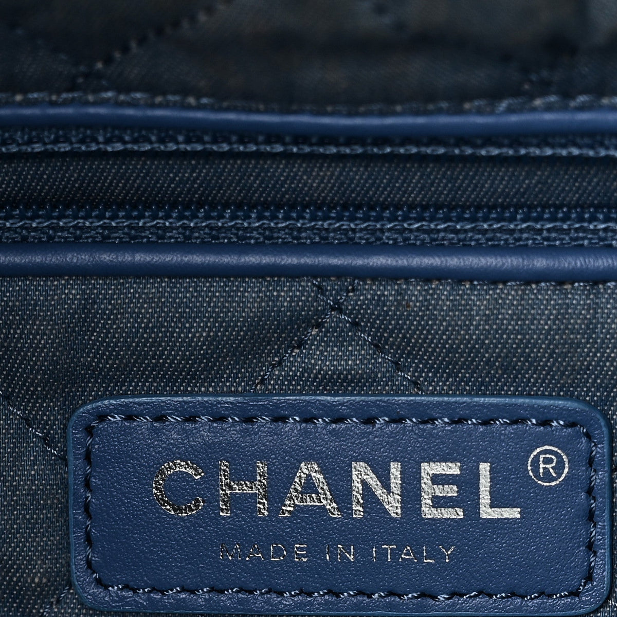 Small Quilted Handbag - Blue