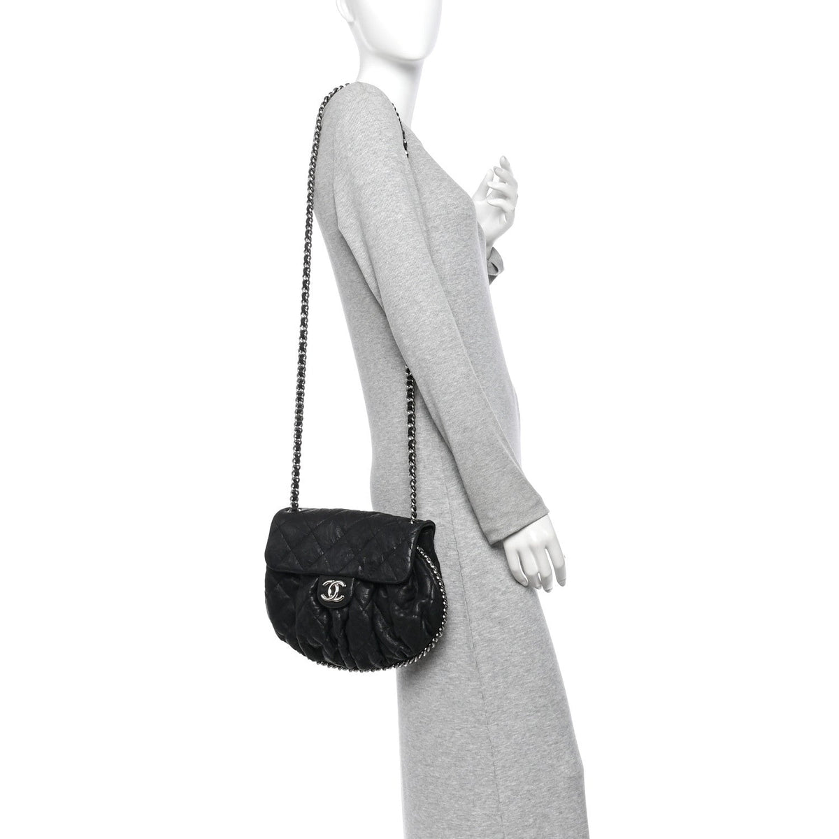 Medium Quilted Lambskin Handbag - Black