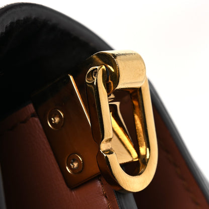 Reverse Monogram Dauphine Mm Handbag