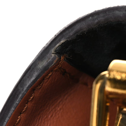 Reverse Monogram Dauphine Mm Handbag
