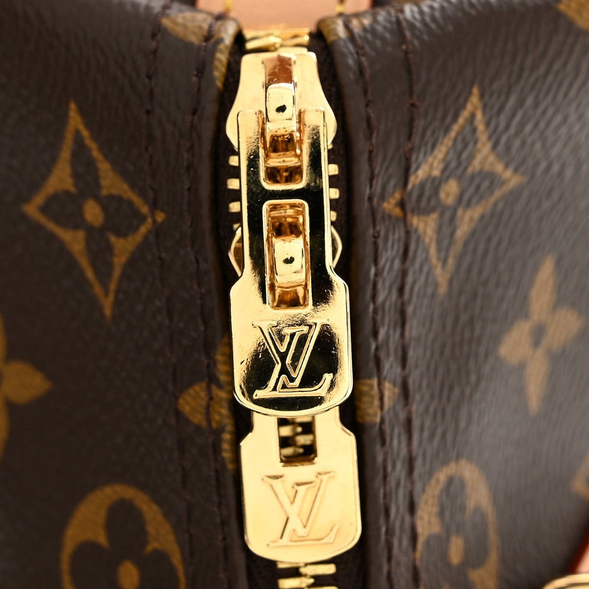 Monogram Speedy Bandouliere 30 Handbag