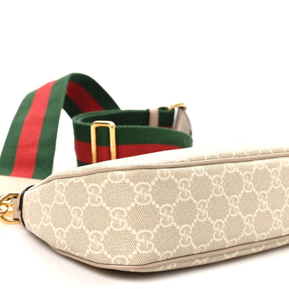 Small Calfskin Handbag - Red