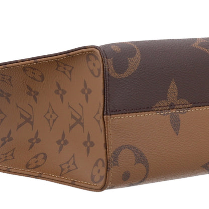 Reverse Monogram Giant Onthego Bb Handbag