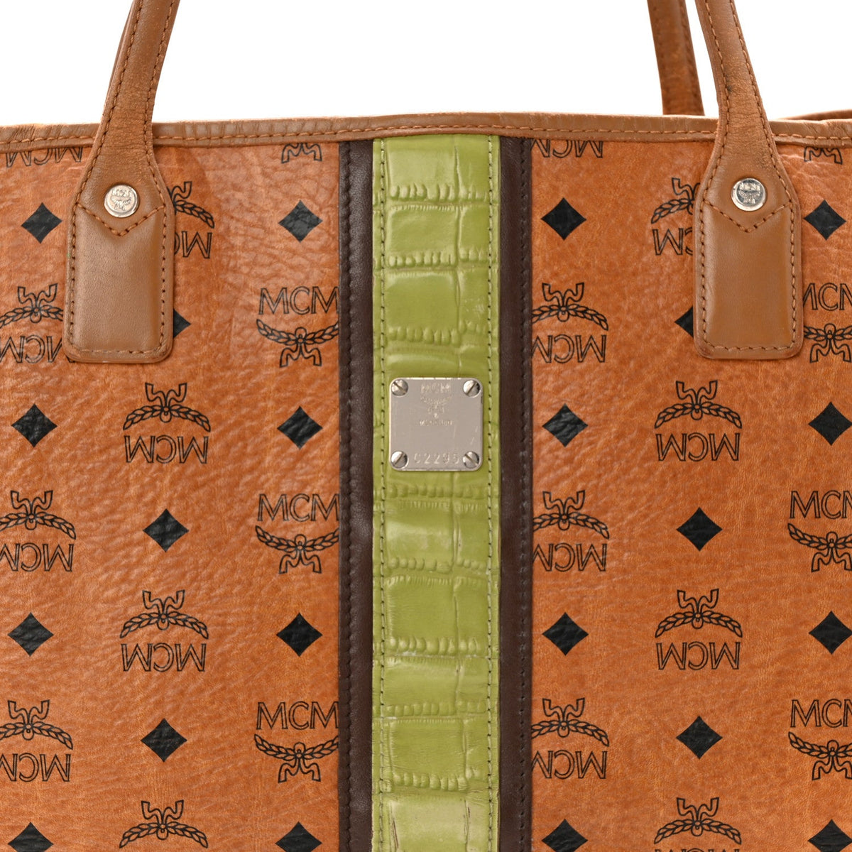 Medium Tote Bag