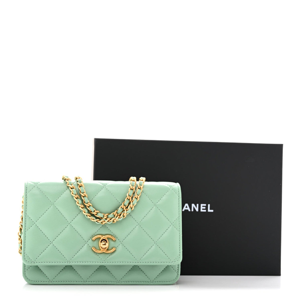 Quilted Lambskin Wallet Bag - Green