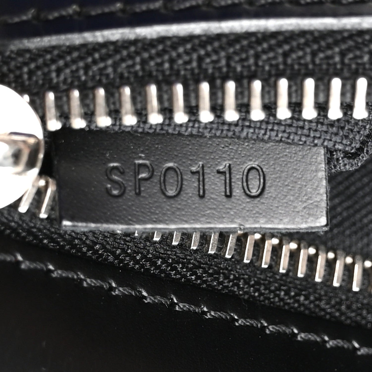 Damier Graphite Daniel Mm Handbag