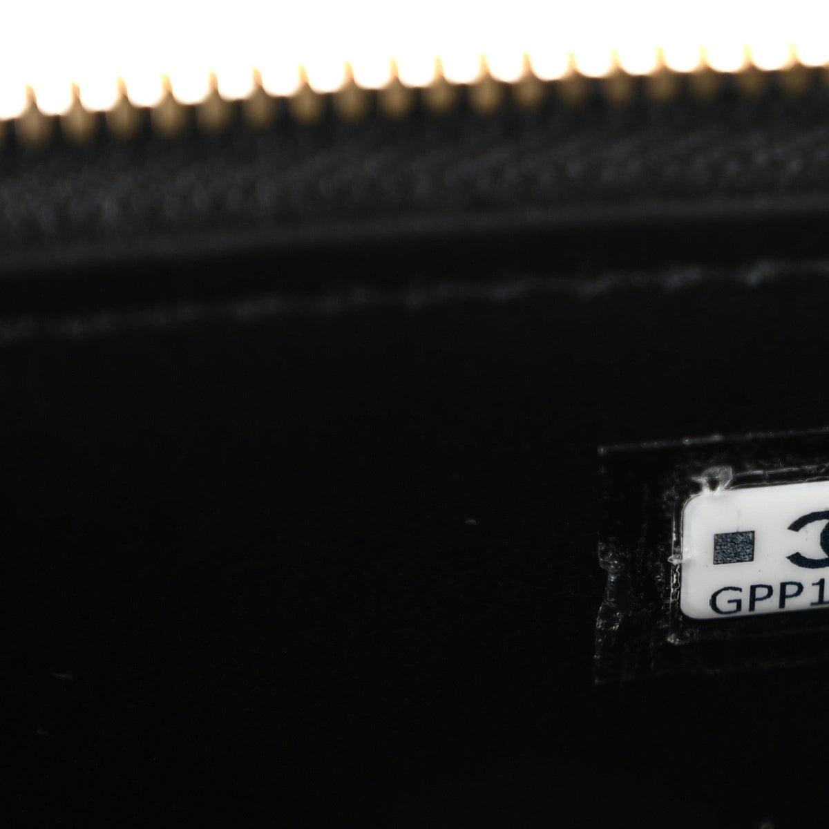 Quilted Caviar Handbag - Black