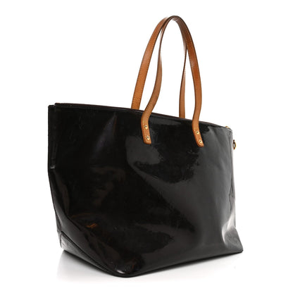 Vernis Bellevue Gm Amarante Handbag