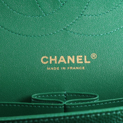 Quilted Caviar Flap Shoulder Bag - Green