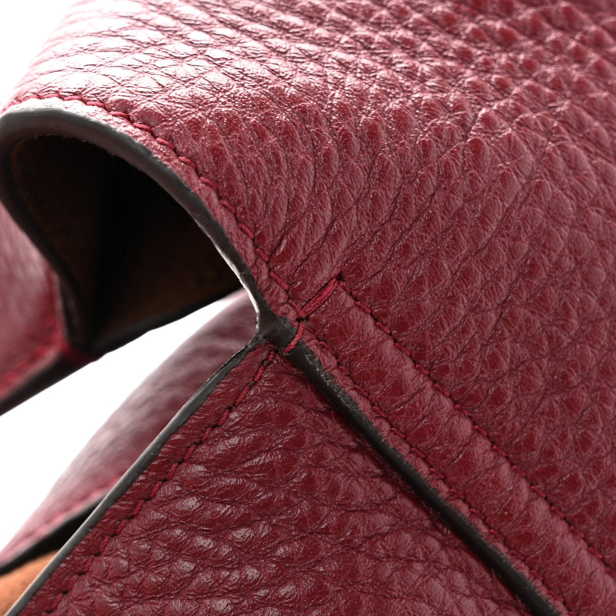 Maxi Calfskin Shoulder Bag - Red