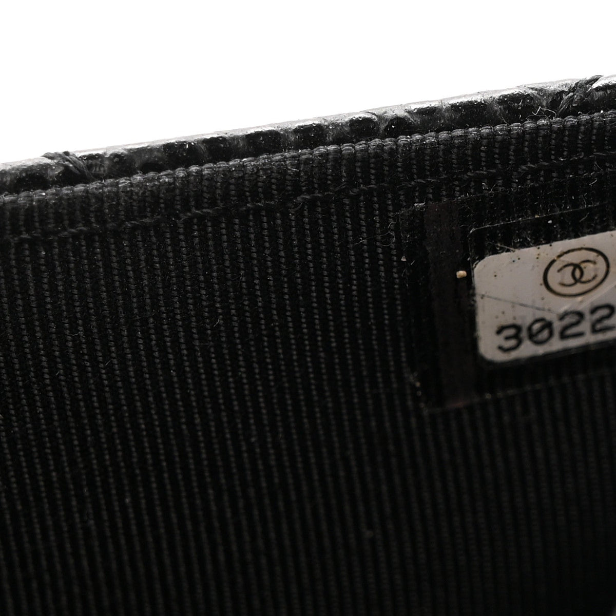 Quilted Caviar Wallet Bag - Black