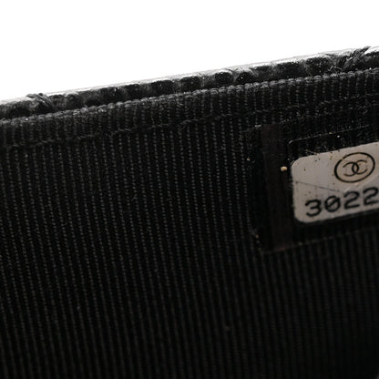 Quilted Caviar Wallet Bag - Black