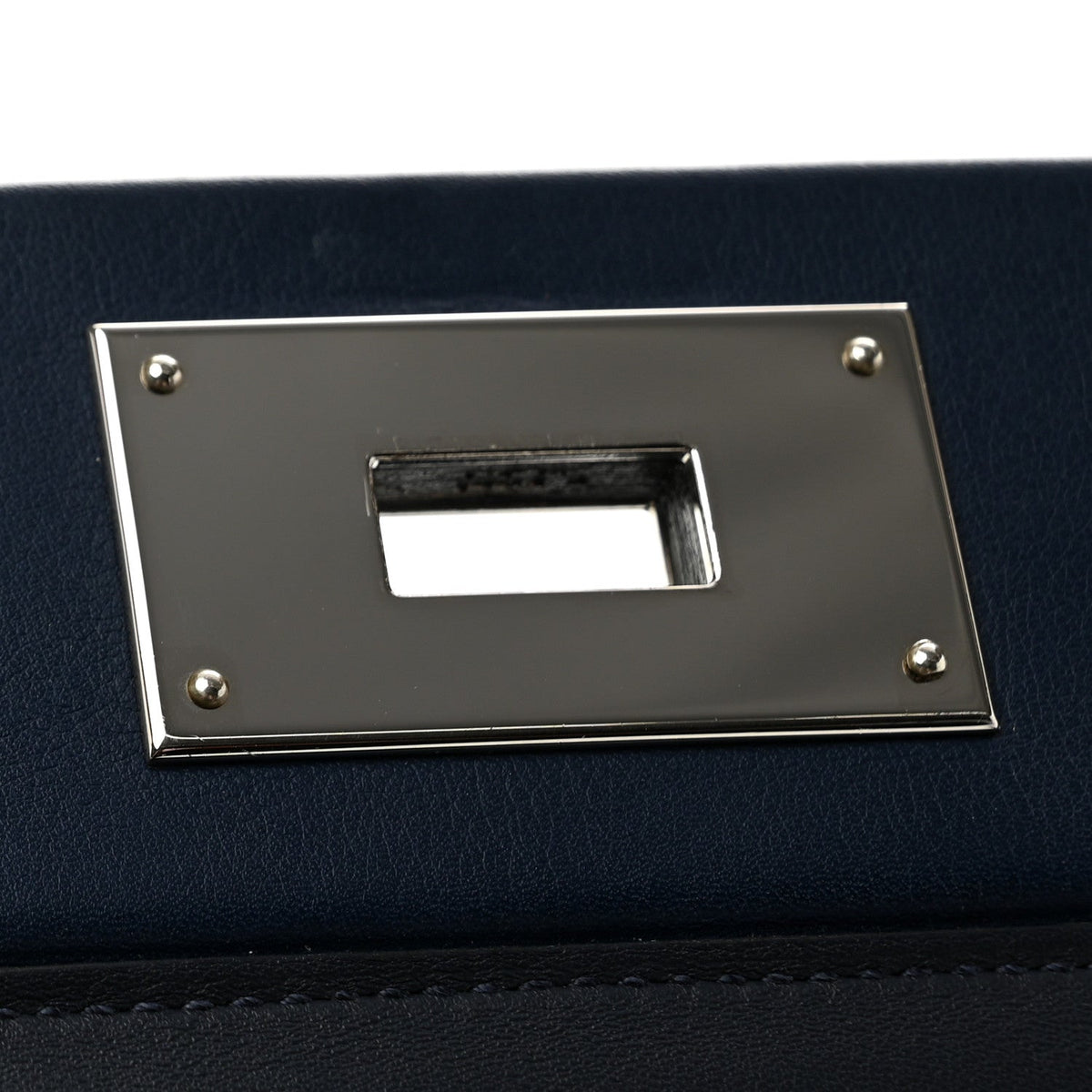 Evercolor Swift / 21 Bleu Nuit Bleu Navy Handbag