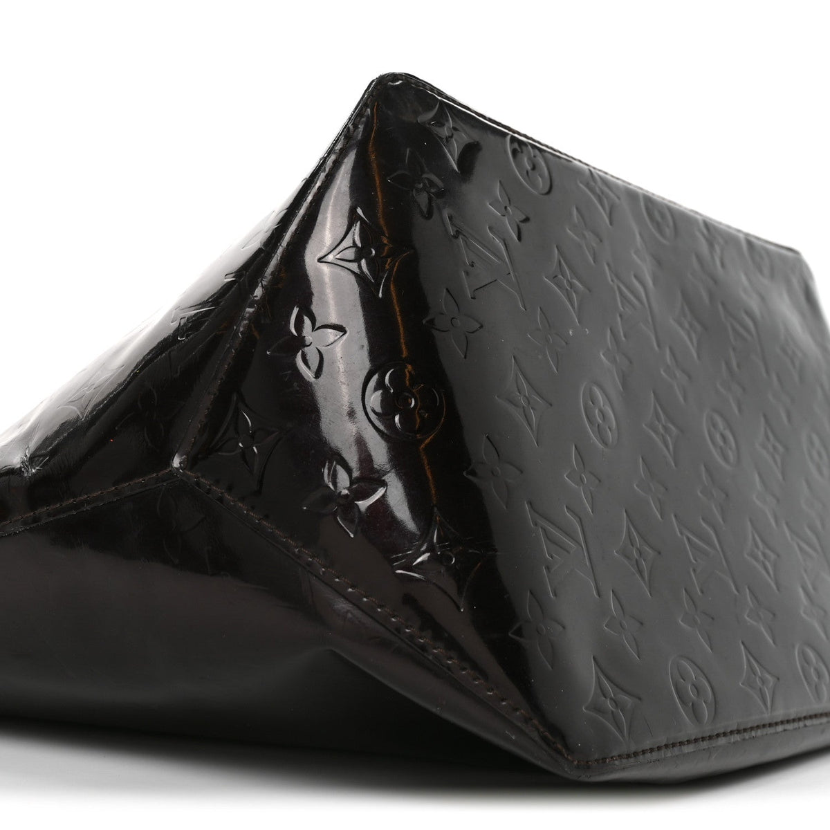 Vernis Bellevue Gm Amarante Handbag