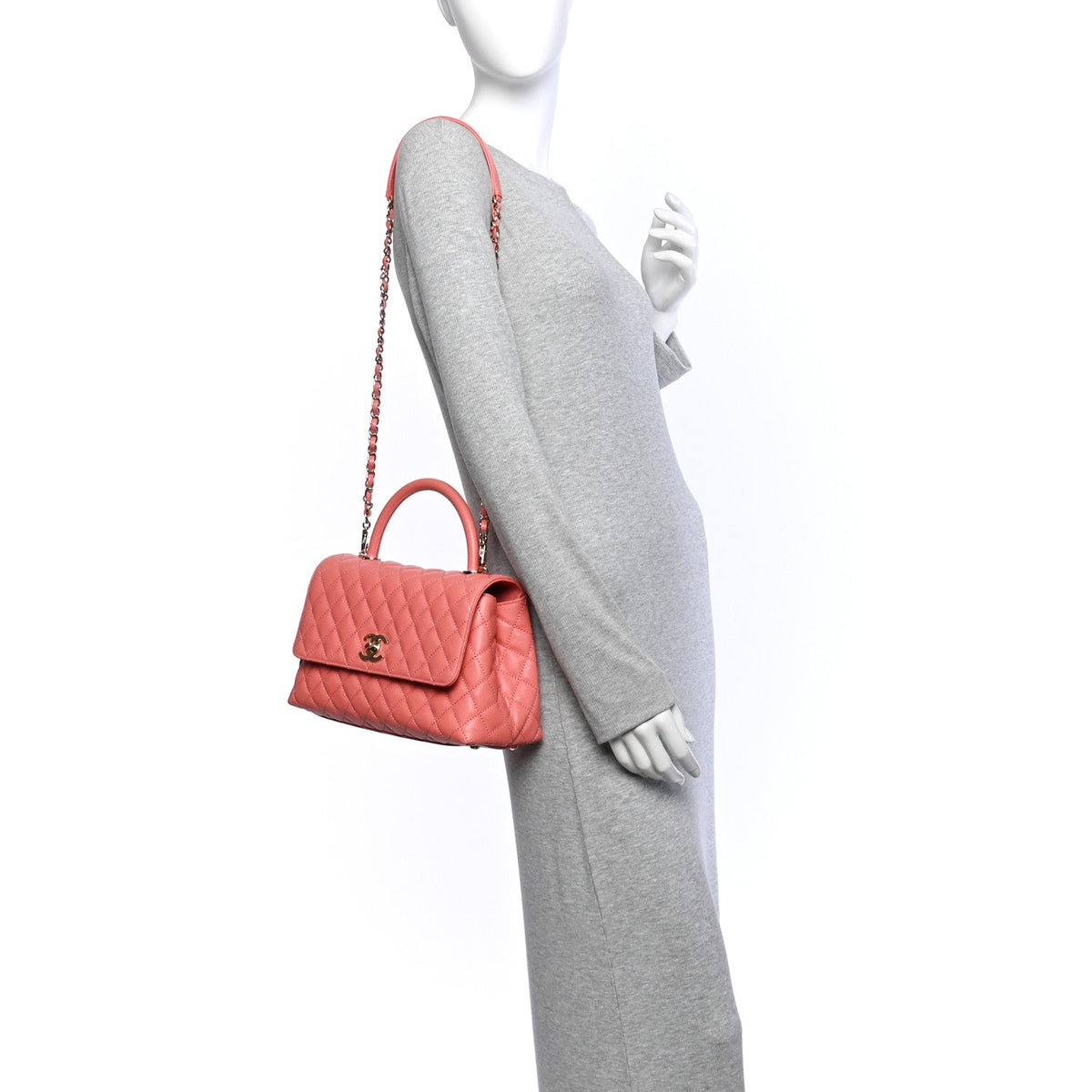 Small Quilted Caviar Flap Shoulder Bag - Pink