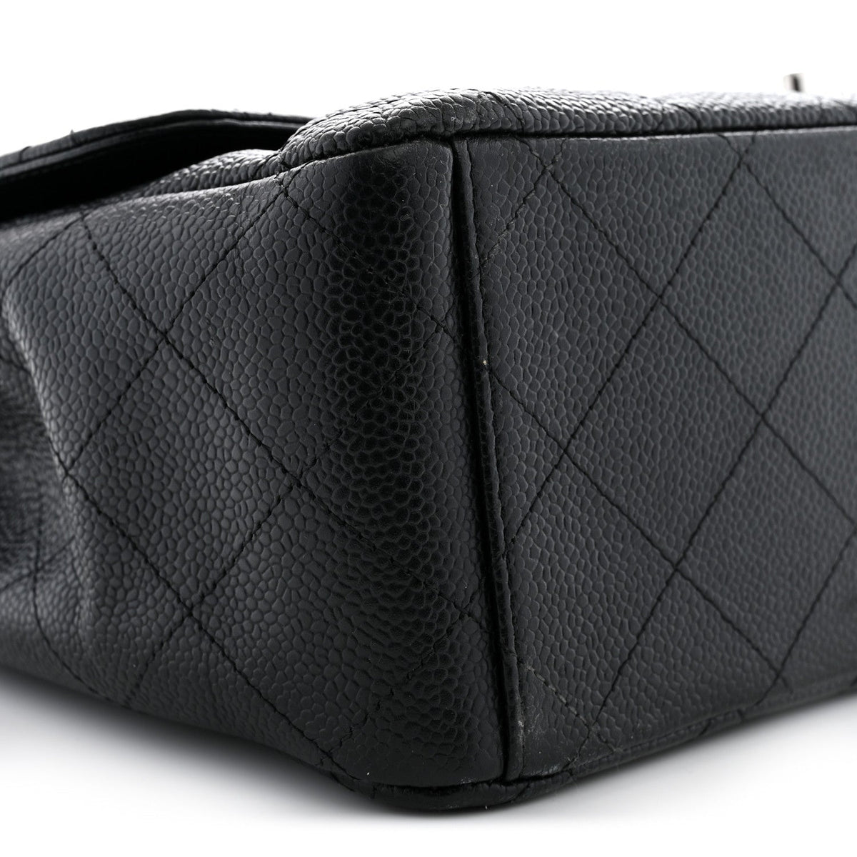 Maxi Quilted Caviar Flap Shoulder Bag - Black