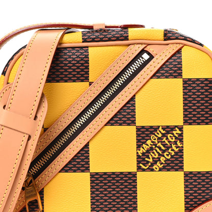 Damier Pop Chess Messenger Jaune Mat Handbag