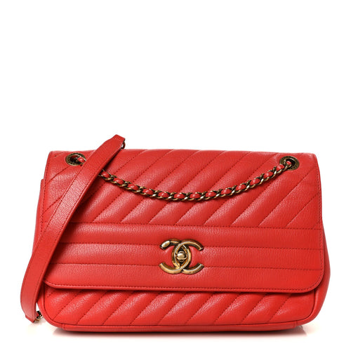 Medium Quilted Goatskin Flap Shoulder Bag - Red
