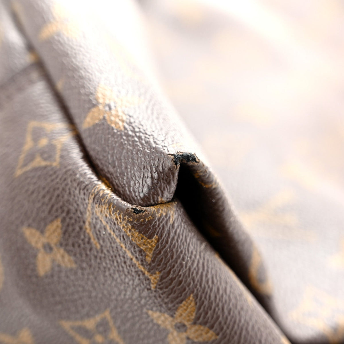 Monogram Artsy Mm Handbag