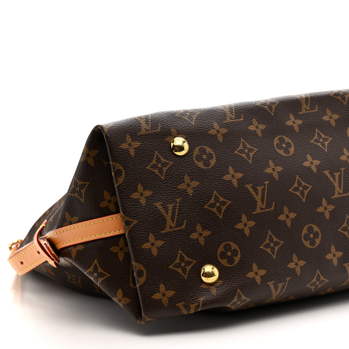 Monogram Carryall Mm Handbag