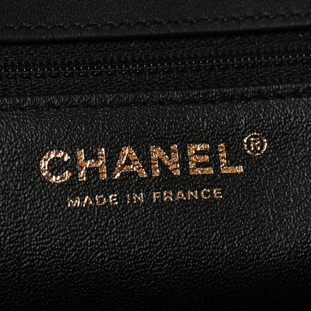 Quilted Calfskin Handbag - Black