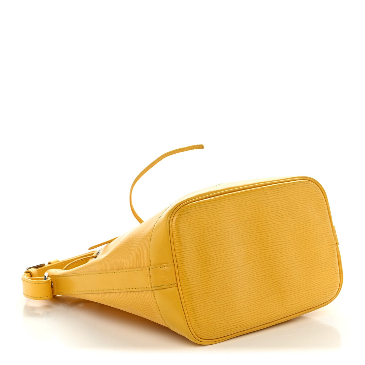 Epi Noe Tassil Handbag