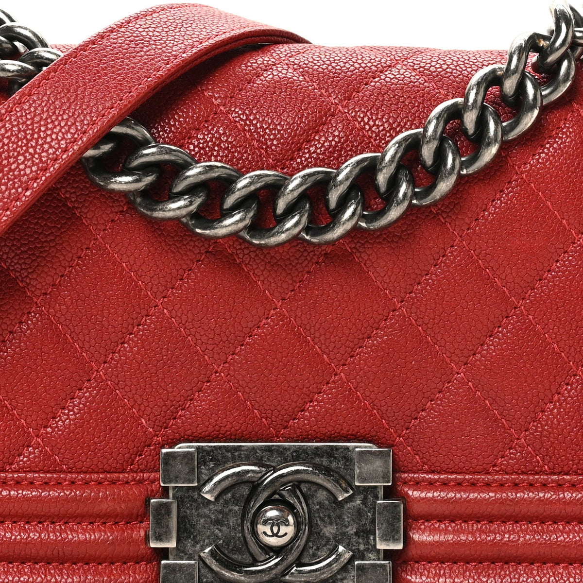 Small Quilted Caviar Flap Shoulder Bag - Red