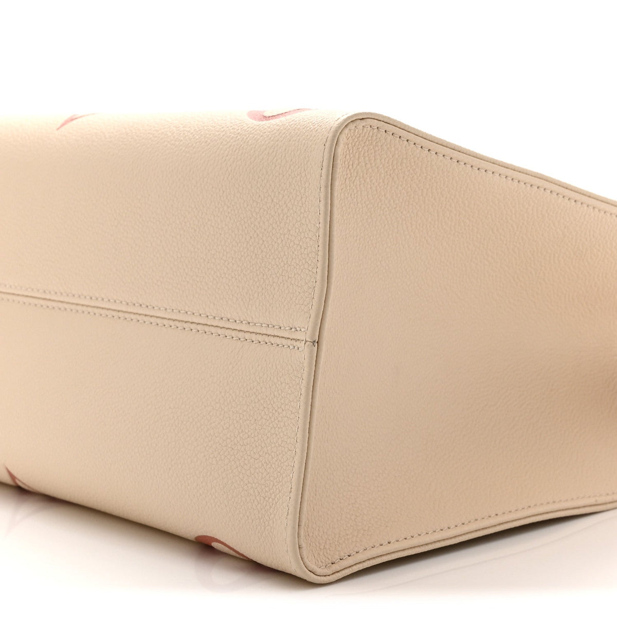 Empreinte Monogram Giant Onthego Mm Crem Handbag