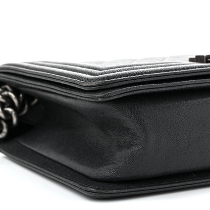 Medium Quilted Caviar Flap Shoulder Bag - Grey
