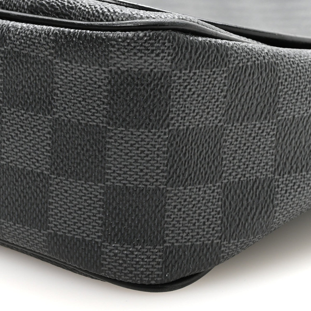 Damier Graphite Daniel Mm Handbag