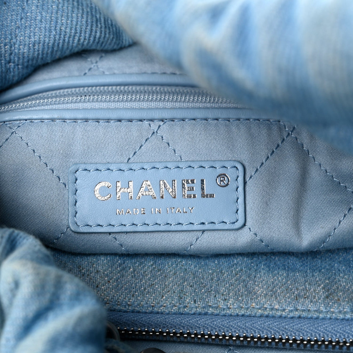 Quilted Handbag - Light Blue