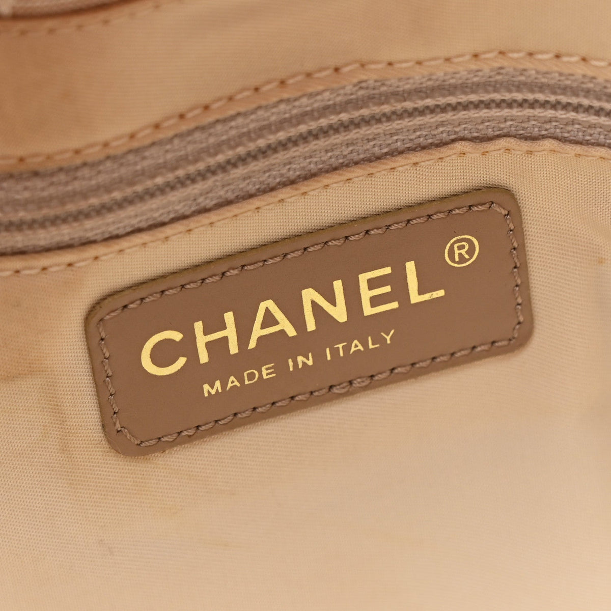 Medium Nylon Tote Bag - Beige