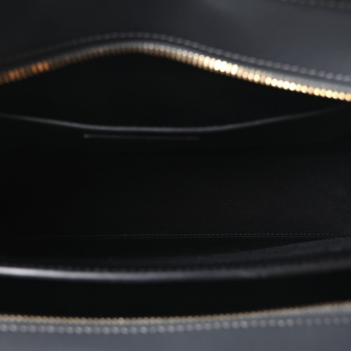Medium Calfskin Tote Bag - Black