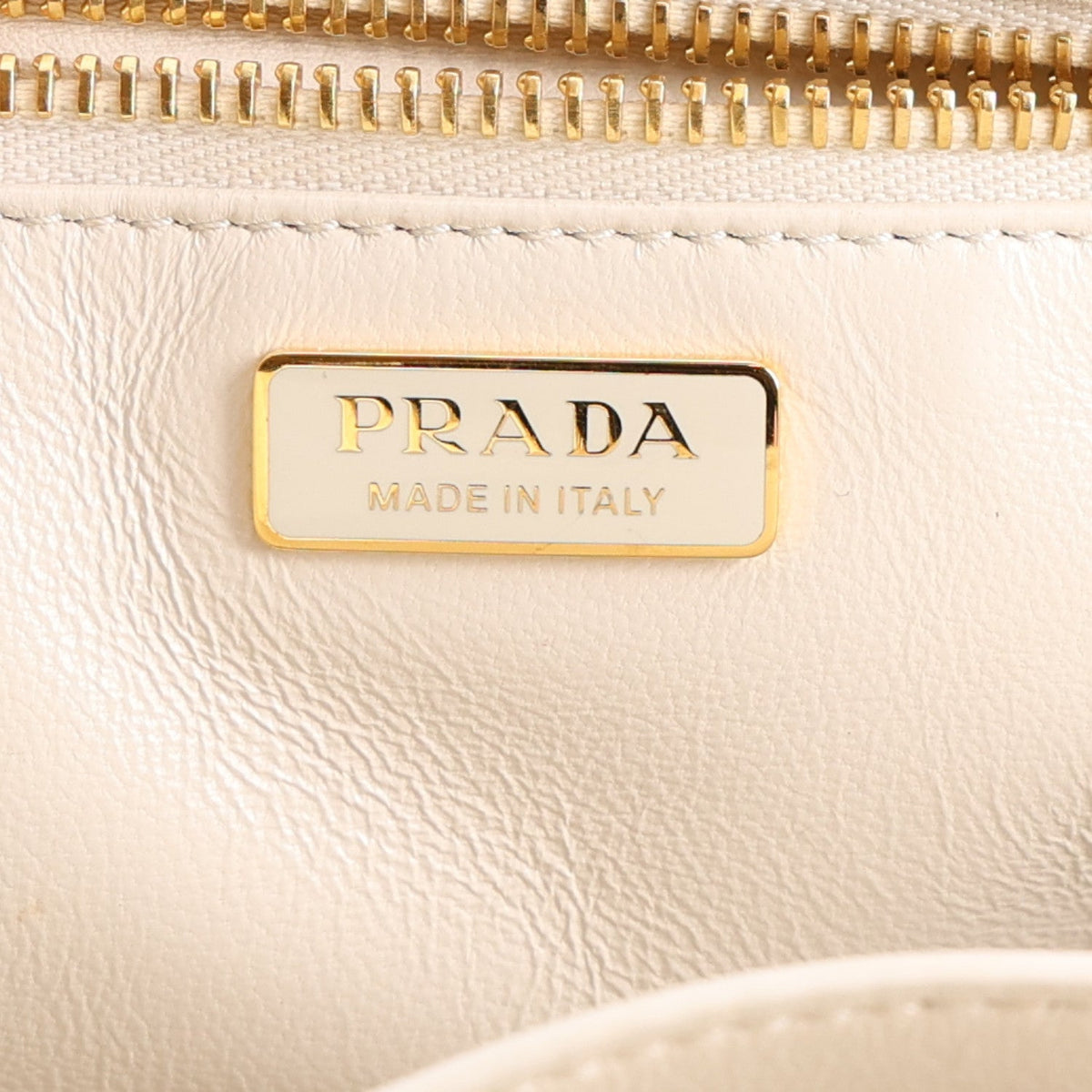 Medium Handbag - White