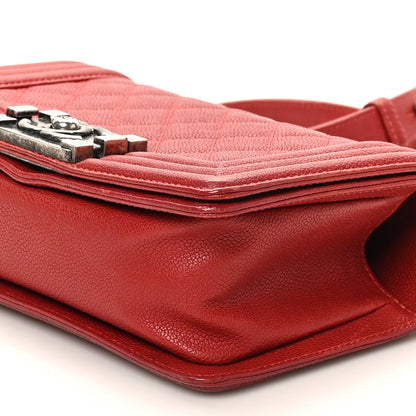 Small Quilted Caviar Flap Shoulder Bag - Red