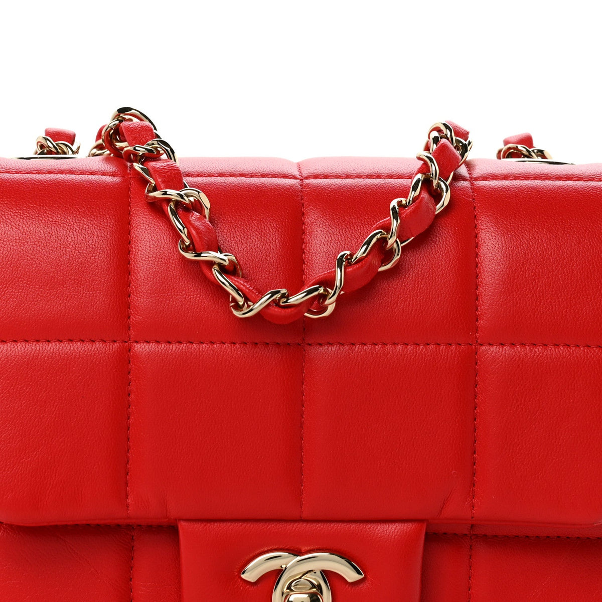 Mini Quilted Lambskin Flap Shoulder Bag - Red